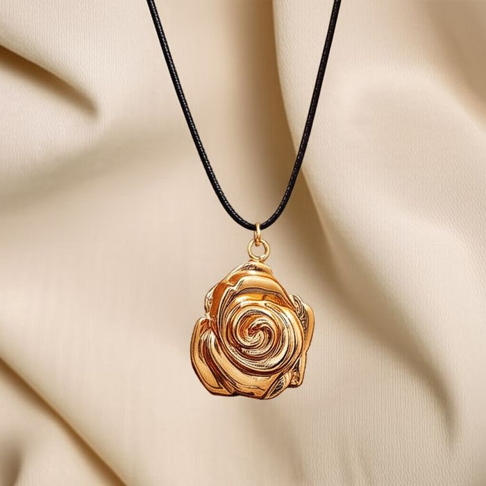 Длинный многослойный шнурок с золотистой розой 1J11759CJJ