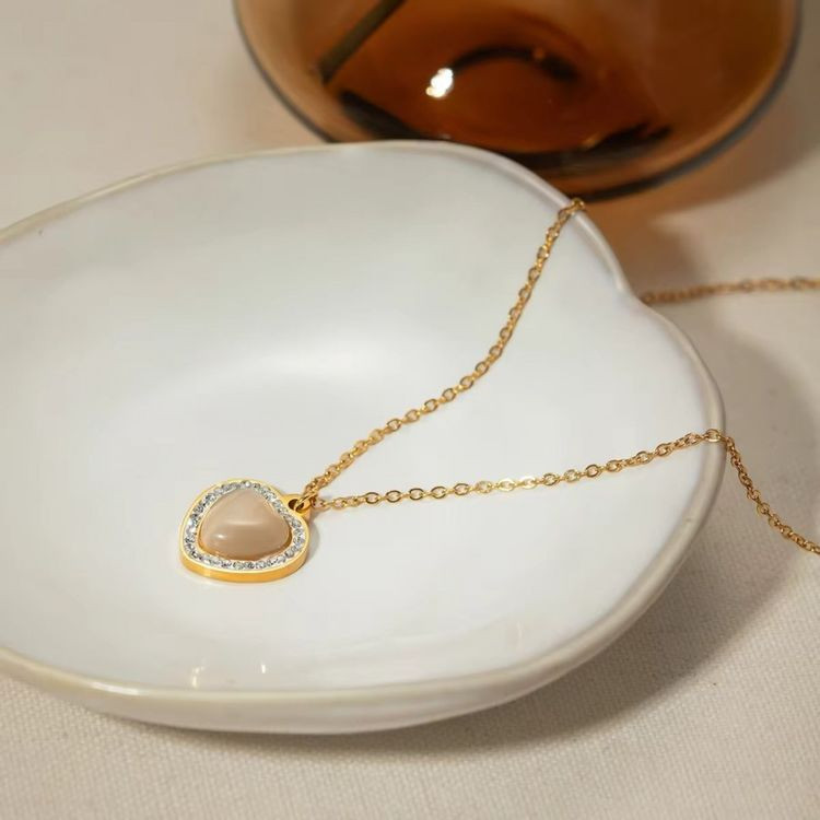 Романтичная цепочка с кулоном в форме перламутрового сердца J10899CJJ Романтичная цепочка с кулоном в форме перламутрового сердца J10899CJJ