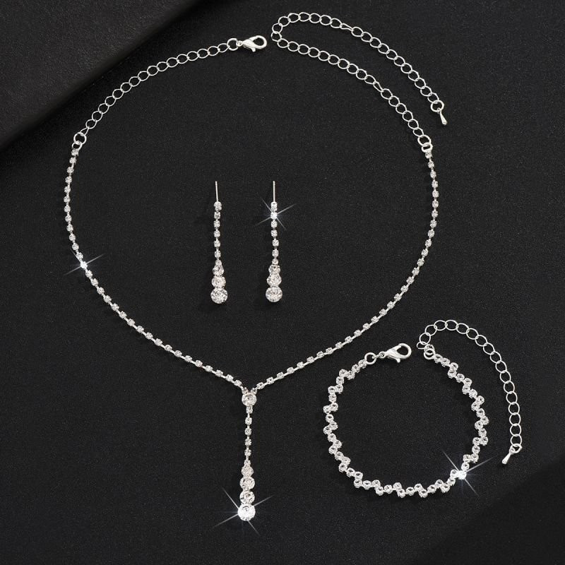 Комплект бижутерии CJE02798 Комплект бижутерии CJE02798