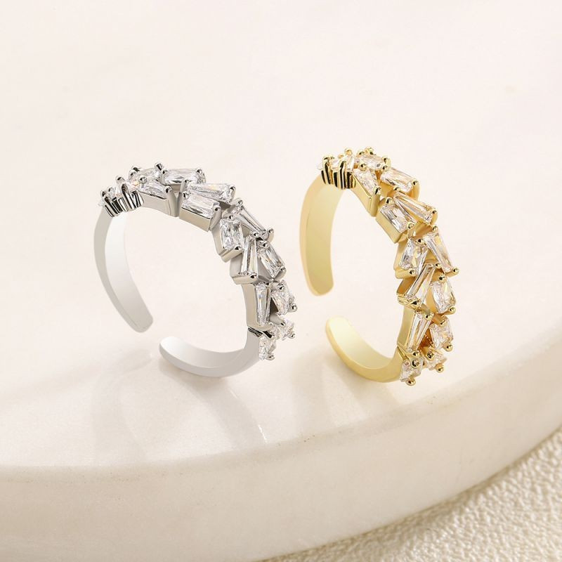 Кольцо из чередующихся кристаллов в огранке капля CJG25962 Кольцо из чередующихся кристаллов в огранке капля CJG25962