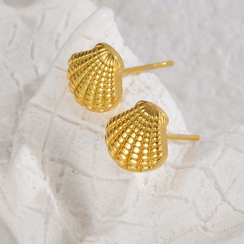 Серьги-пусеты Ракушки фактурные золотистые CJL35157