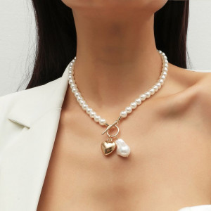 Жемчужный чокер с подвеской-сердцем и крупной барочной жемчужиной CJP85109 Жемчужный чокер с подвеской-сердцем и крупной барочной жемчужиной CJP85109