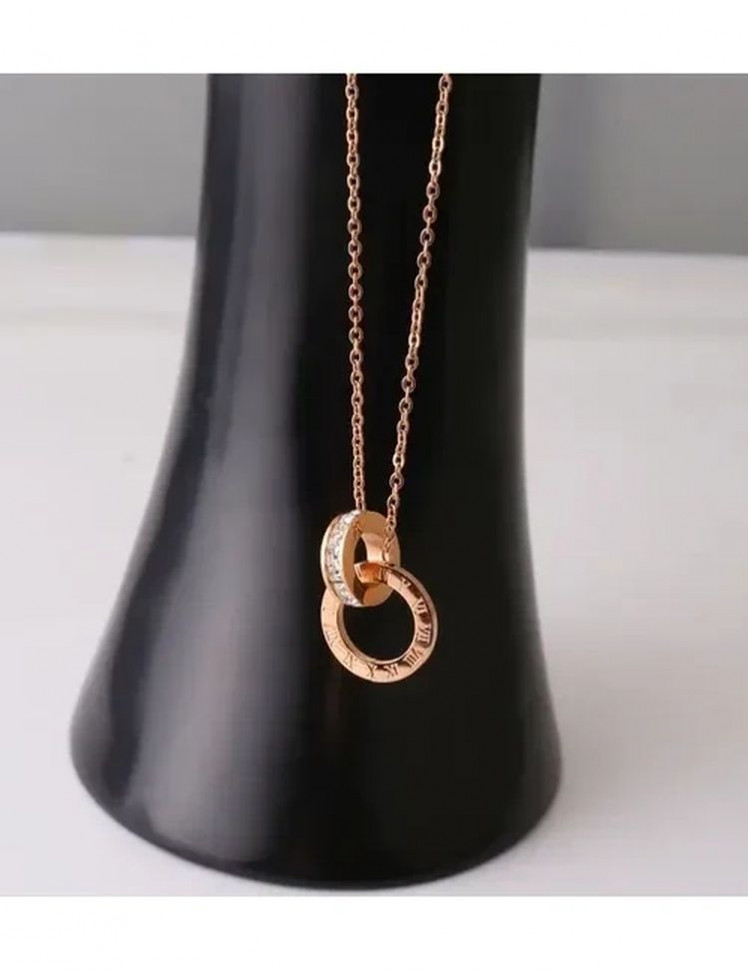 Двойная цепочка с подвеской в виде переплетенных колец с фианитами J10085CJJ