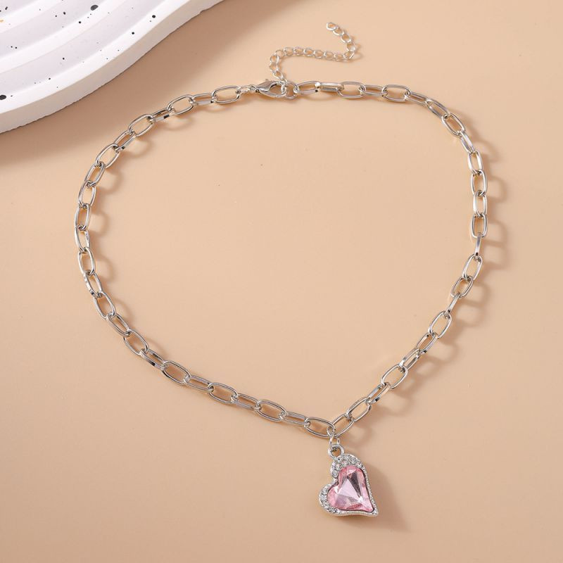 Цепочка с крупными звеньями и подвеской из кристалла в форме капли CJH91380
