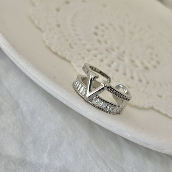 Ювелирное кольцо CJL46812