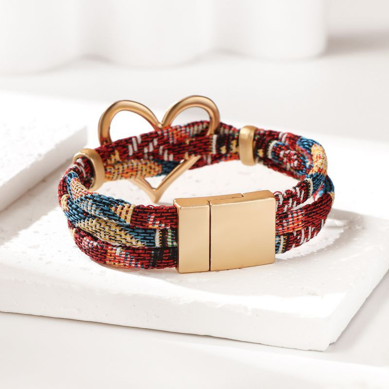 Жесткий браслет CJT05193