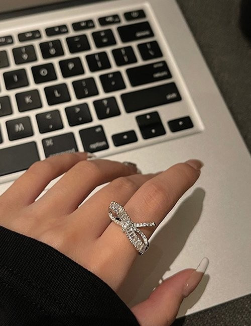 Ювелирное кольцо Z05802 Ювелирное кольцо Z05802