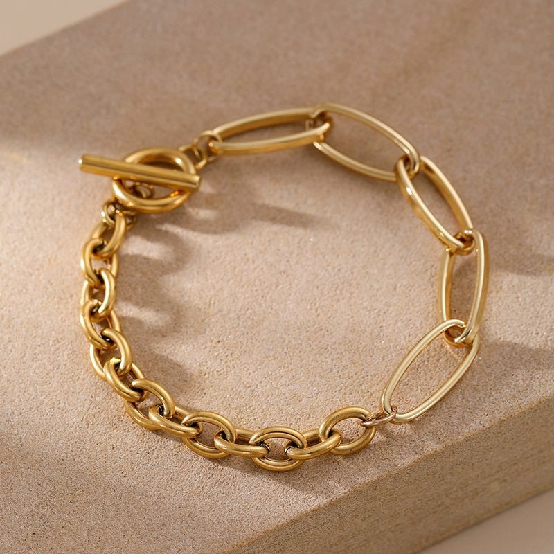 Браслет цепочка золотистого цвета CJN36920