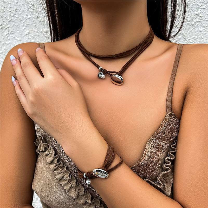 Многослойное колье-шнурок с перламутровой подвеской 1J12431CJJ Многослойное колье-шнурок с перламутровой подвеской 1J12431CJJ