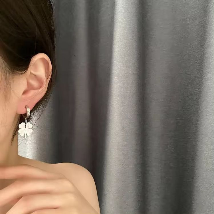 Серьги медицинская сталь J10881CJJ Серьги медицинская сталь J10881CJJ