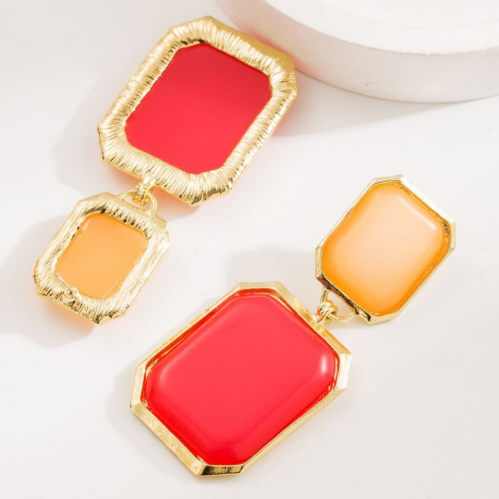 Крупные висячие серьги с прямоугольными акриловыми звеньями CJH87333