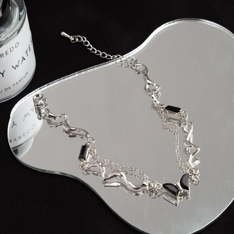 Браслет тонкая цепь с летящими бабочками J10774CJJ Браслет тонкая цепь с летящими бабочками J10774CJJ