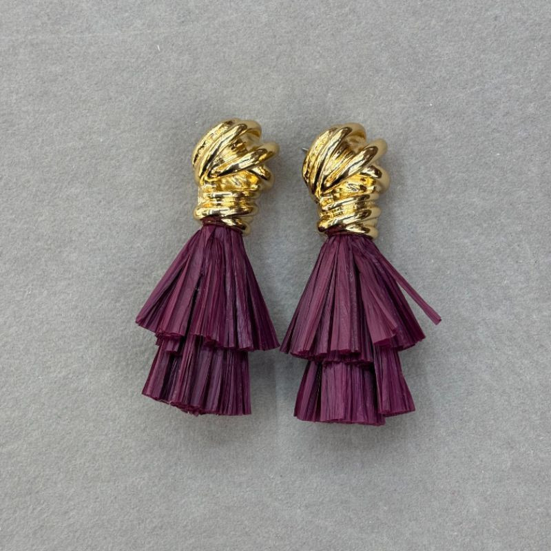 Фиолетовые серьги с металлической кисточкой CJZ05024