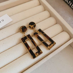 Геометрические серьги пусеты с прямоугольниками под черепаху CJJ09803 Геометрические серьги пусеты с прямоугольниками под черепаху CJJ09803