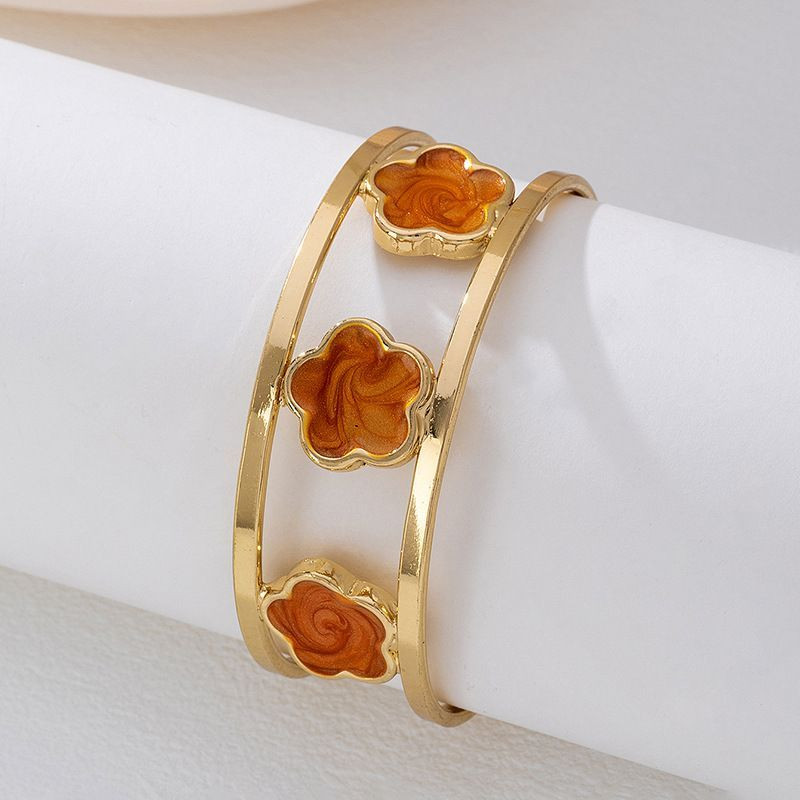 Жесткий браслет CJP84670 Жесткий браслет CJP84670