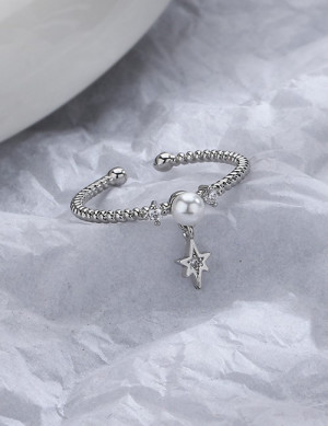 Кольцо с жемчужной подвеской и шестиконечной звездой R86978