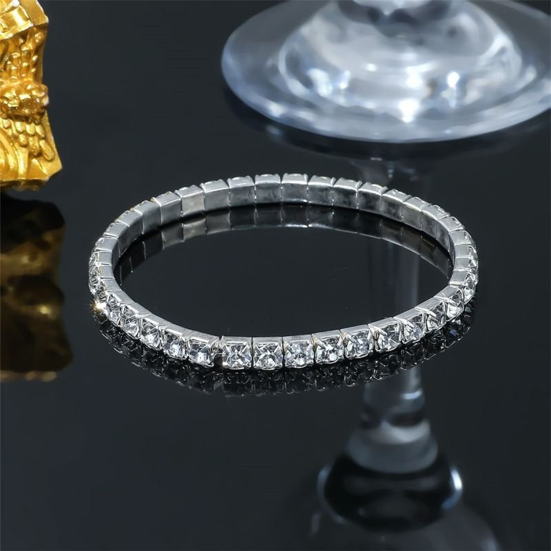 Браслет жесткий с рельефной поверхностью N84011