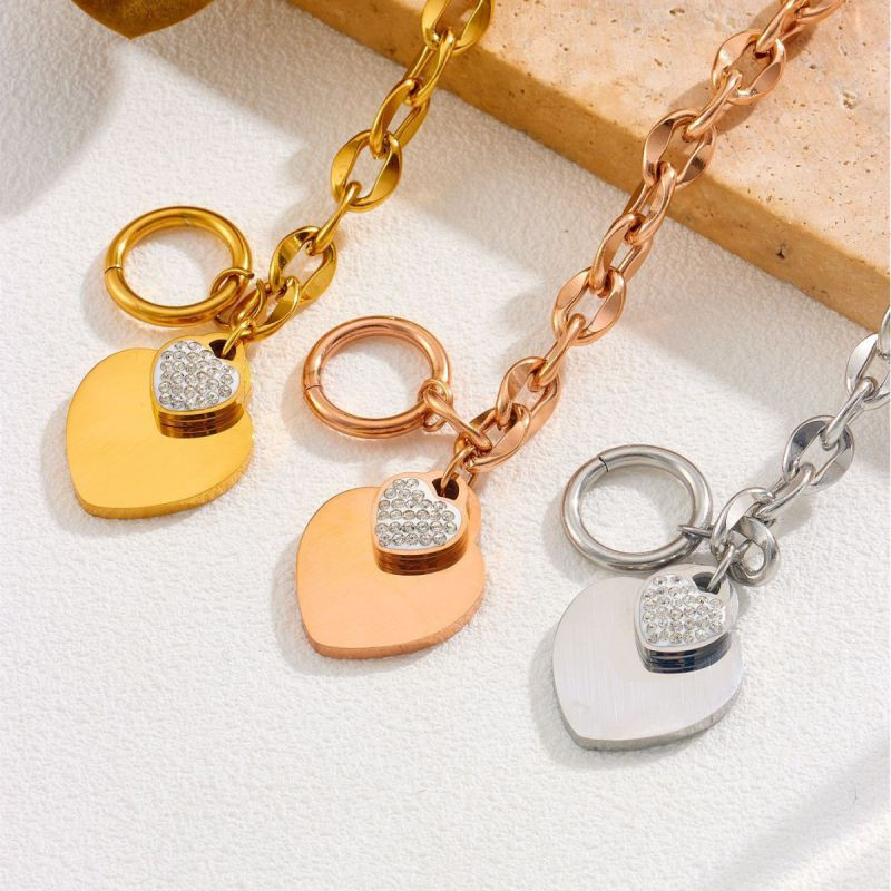 Браслет-цепочка с подвеской-сердцем и замком-тоглом CJR76223