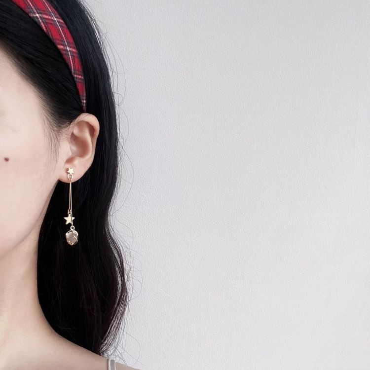 Серьги ювелирный сплав с серебряным гвоздиком J10385CJJ Серьги ювелирный сплав с серебряным гвоздиком J10385CJJ