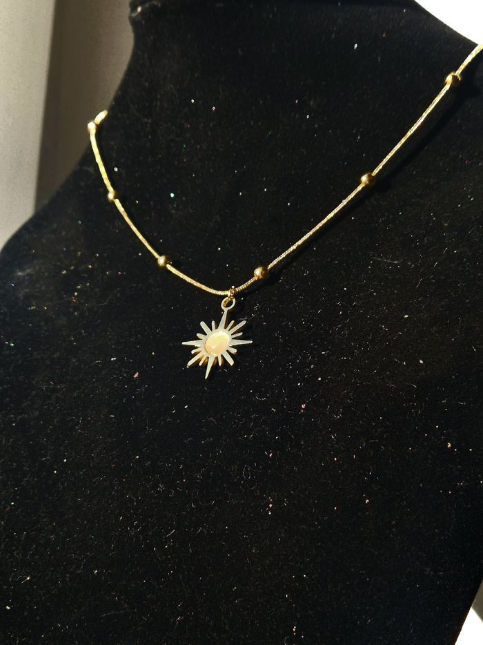 Колье стальное с напылением золотом J11456CJJ Колье стальное с напылением золотом J11456CJJ