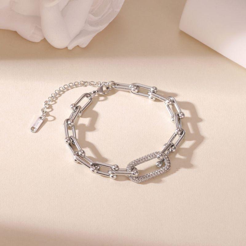 Браслет-цепочка комбинированного плетения с инкрустацией CJP45522