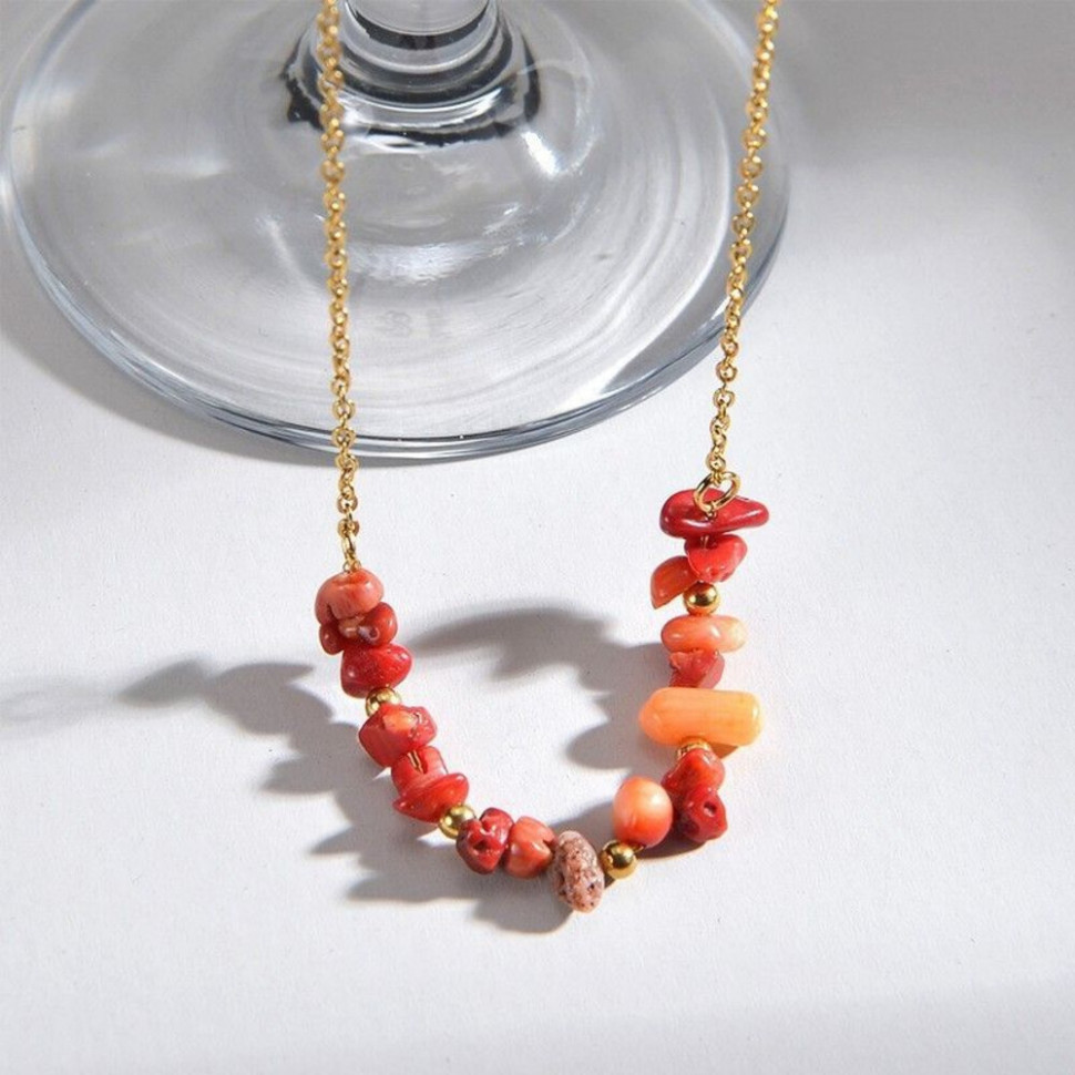 Золотистая цепочка с коралловыми бусинами CJH86160
