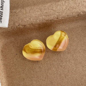 Объемные серьги пусеты в форме карамельных сердец CJL47319 Объемные серьги пусеты в форме карамельных сердец CJL47319