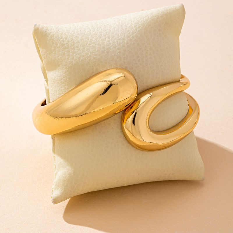 Жесткий браслет CJQ22083 Жесткий браслет CJQ22083