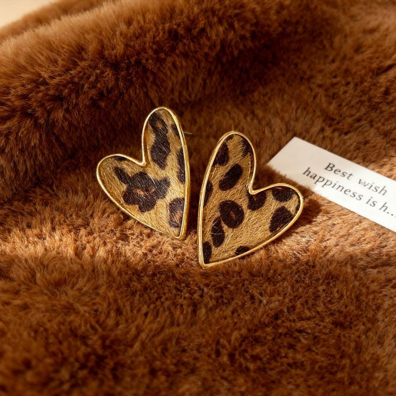 Серьги-гвоздики CJT18737