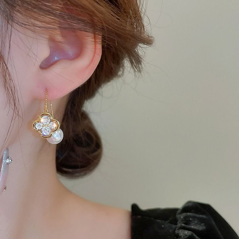 Серьги-гвоздики N78688 Серьги-гвоздики N78688