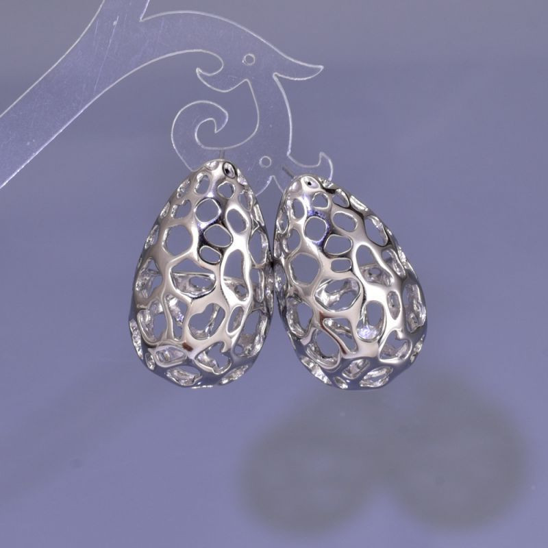Серебристые ажурные серьги-пусеты CJH14876