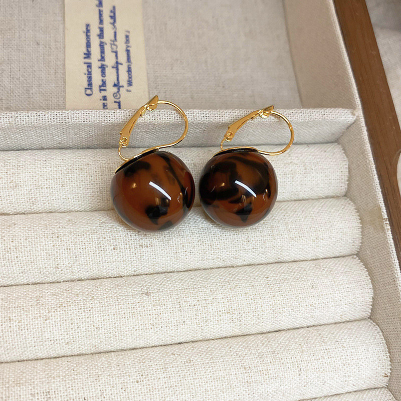 Серьги-кольца с объемными сферами CJR74917