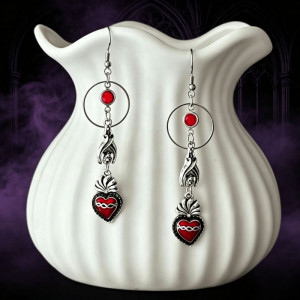Серебряные серьги с летучей мышью и сердцем CJZ49114