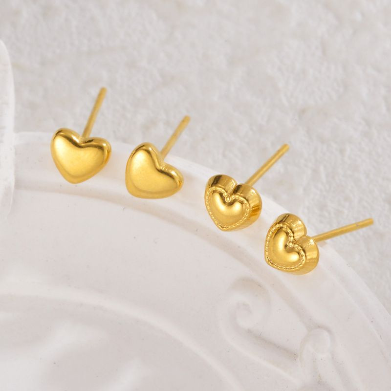 Серьги-пусеты Сердца объемные глянцевые CJL35165