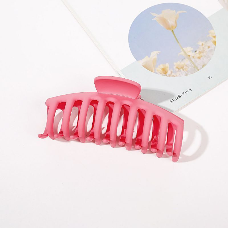 Краб из смолы матовый винно-красный CJP75140