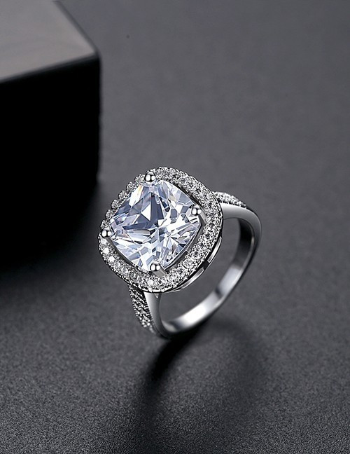 Ювелирное кольцо Q27992 Ювелирное кольцо Q27992