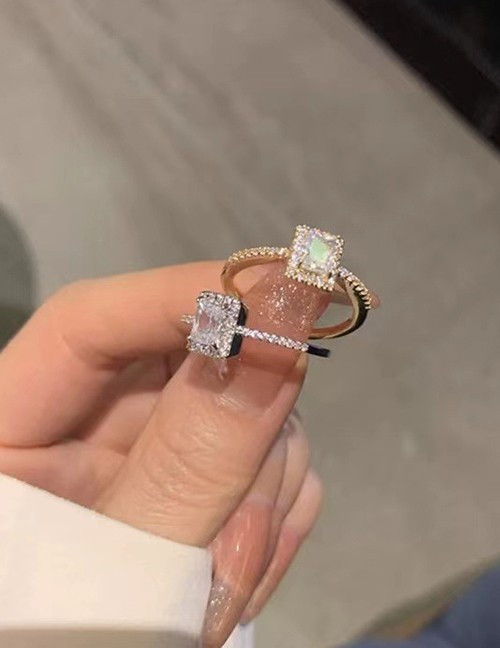 Ювелирное кольцо G33997 Ювелирное кольцо G33997