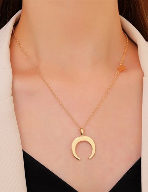 Золотистая цепочка с подвеской в форме перевернутого полумесяца Z00108