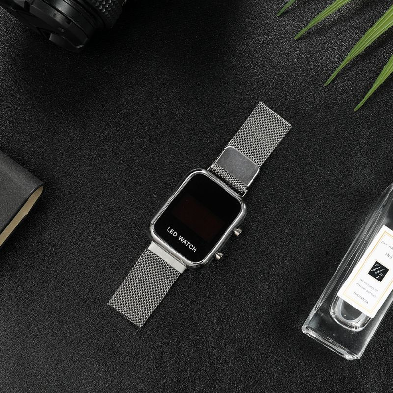 Женские часы CJR64020