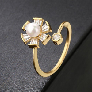 Кольцо разомкнутое с цветком и жемчужиной CJG26630 Кольцо разомкнутое с цветком и жемчужиной CJG26630