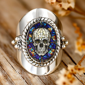 Серебряное готическое кольцо с черепом ASUZ49542