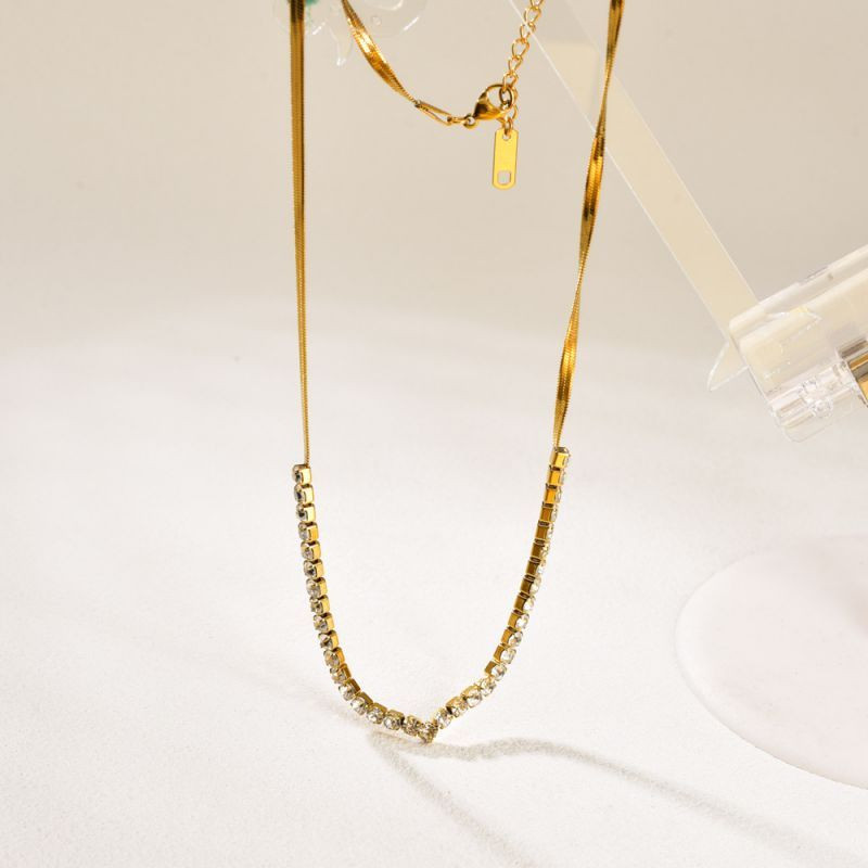 Колье из стали CJP77873