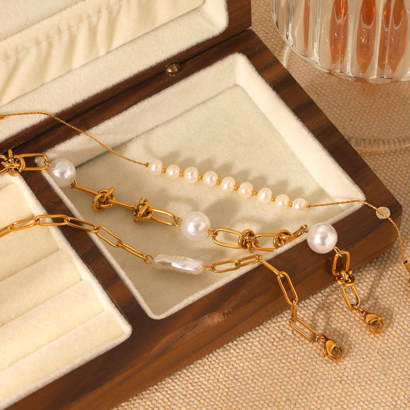 Браслет цепочка с крупными золотистыми звеньями CJL78697 Браслет цепочка с крупными золотистыми звеньями CJL78697