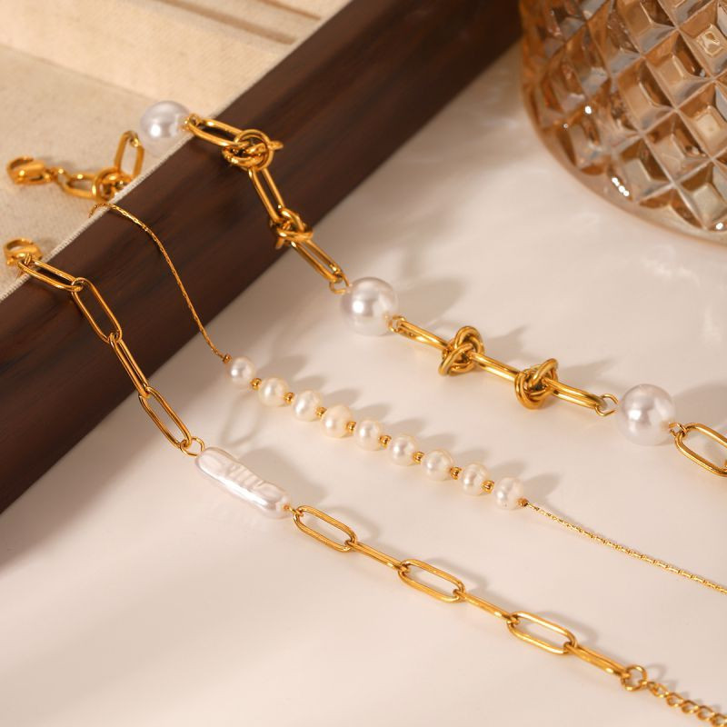 Браслет цепочка с крупными золотистыми звеньями CJL78697 Браслет цепочка с крупными золотистыми звеньями CJL78697