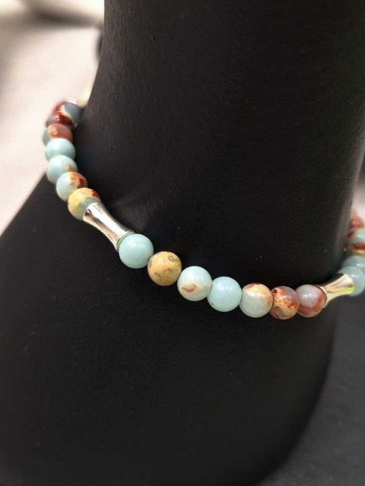 Браслет пастельные бусины с металлическими трубками J10790CJJ Браслет пастельные бусины с металлическими трубками J10790CJJ