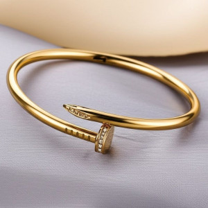 Браслет из титановой стали напыление золотом 1J12043CJJ Браслет из титановой стали напыление золотом 1J12043CJJ