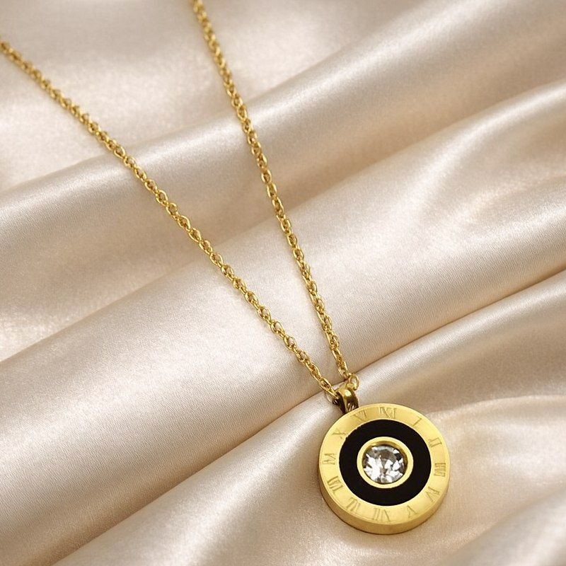 Цепочка с круглым медальоном и гравировкой римских цифр 1J12477CJJ