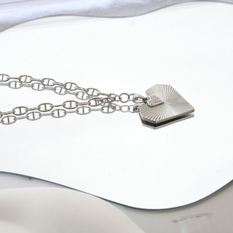 Колье из стали CJQ21641 Колье из стали CJQ21641