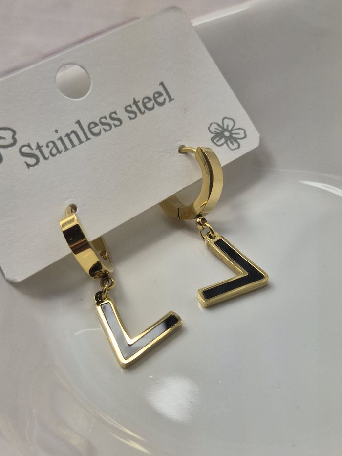 Серьги стальные галочка с напылением золотом J11463CJJ