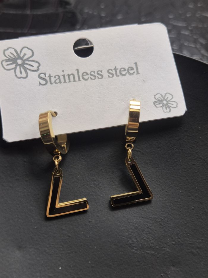 Серьги стальные галочка с напылением золотом J11463CJJ